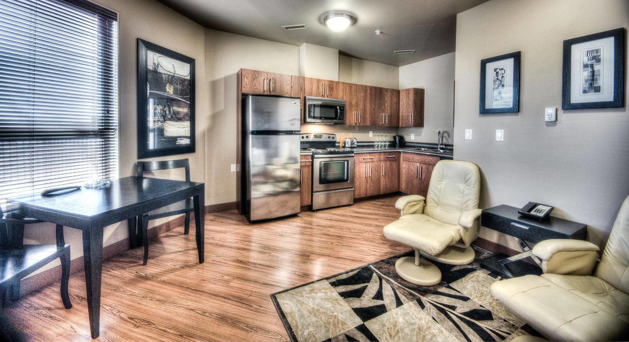 Grand Inn & Residence- Grande Prairie Kültér fotó